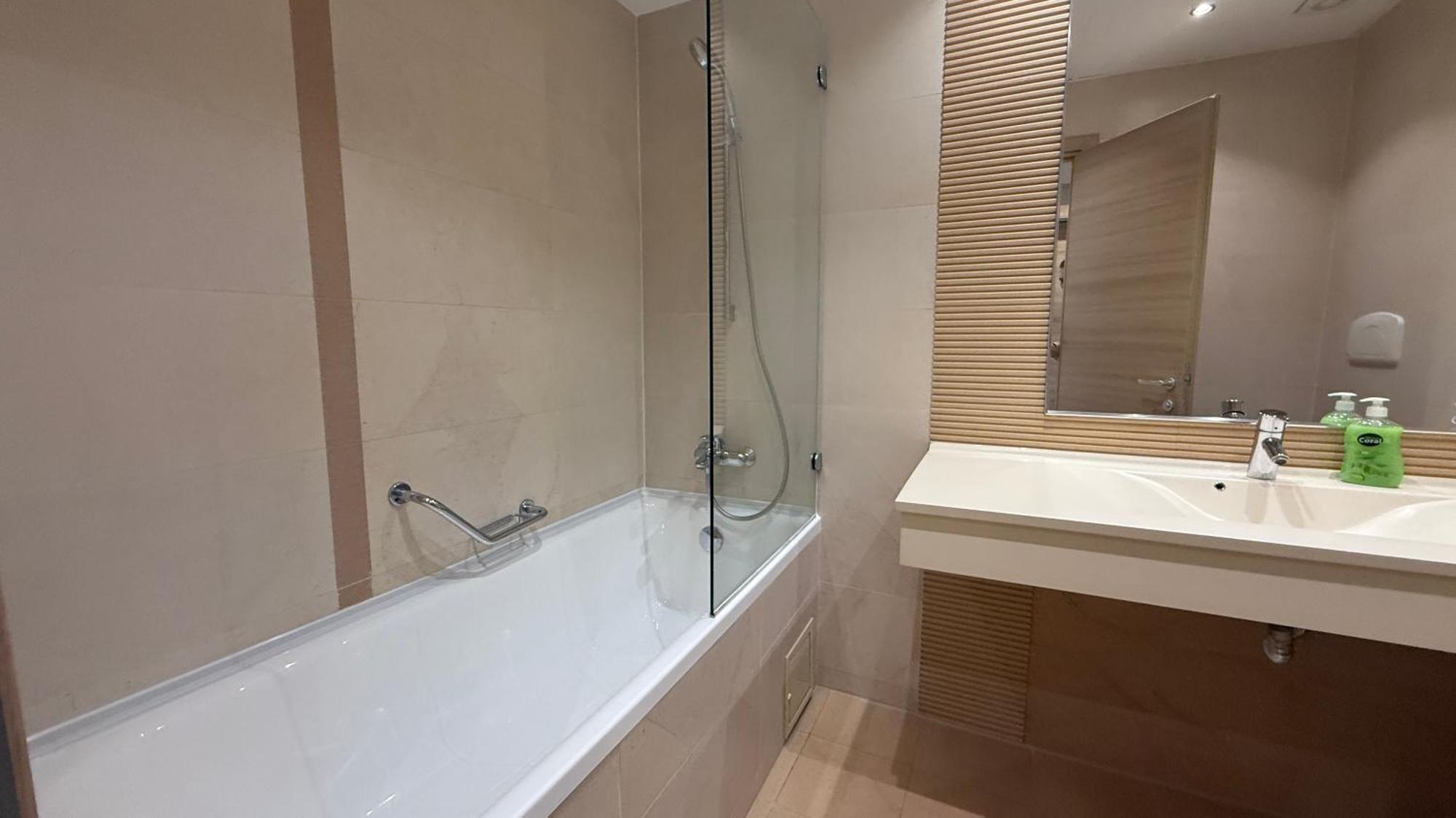 Apartament Rin Parcare Inclusa Langa Delta *